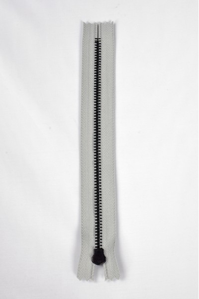 ZIP065 2號拉鏈 成衣單頭拉鏈  黑古銅牙拉鏈款式   密尾拉鏈  不設單獨拉鍊訂購 細節-2